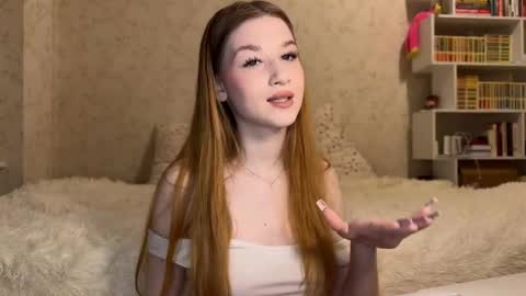 Lisa online show from September 9, 5:34 pm