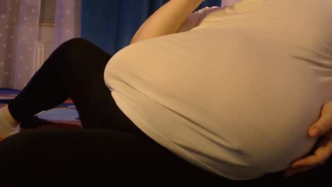 Maya online show from February 23, 9:05 pm