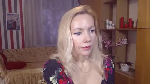 Sweety friend online show from November 18, 1:26 pm