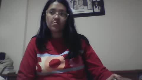 sweetyypeach online show from December 8, 10:19 am