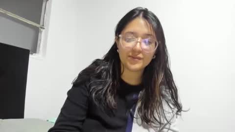 sweetyypeach online show from January 15, 3:22 am