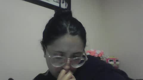 sweetyypeach online show from January 22, 4:55 am