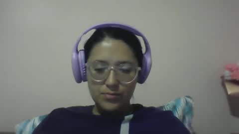 sweetyypeach online show from February 10, 3:24 am