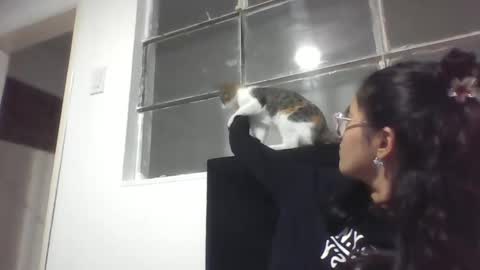 sweetyypeach online show from February 13, 4:00 am