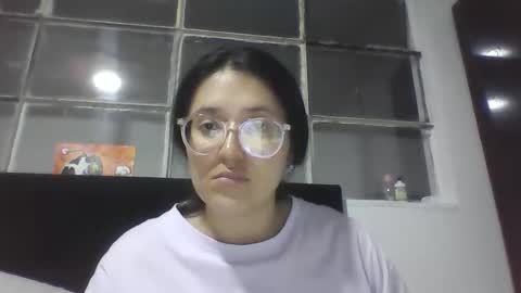 sweetyypeach online show from September 10, 3:50 am