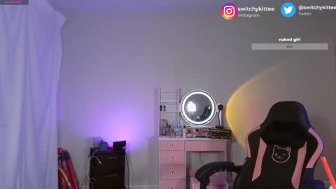 Snapshot of switchykitty chatting on January 21, 11:13 am ashley blayde online show from January 21, 11:13 am