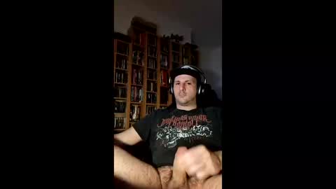 Snapshot of swizza7 chatting on December 13, 8:04 pm swizza7 online show from December 13, 8:04 pm