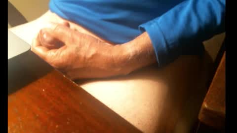 Snapshot of swizzle__stick chatting on November 11, 11:21 am will jeffers online show from November 11, 11:21 am