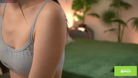 Snapshot of swtty_meivi chatting on November 27, 6:37 am MEI online show from November 27, 6:37 am