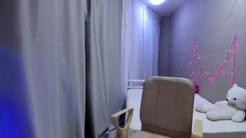 Snapshot of swweetangel chatting on January 5, 1:03 am Ana online show from January 5, 1:03 am