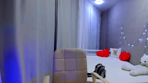 Snapshot of swweetangel chatting on January 18, 1:08 am Ana online show from January 18, 1:08 am