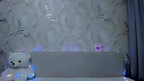 Snapshot of swweetangel chatting on January 29, 11:20 am Ana online show from January 29, 11:20 am