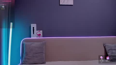 Snapshot of swweetangel chatting on September 20, 2:23 am Ana online show from September 20, 2:23 am