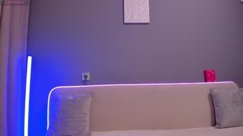 Snapshot of swweetangel chatting on November 10, 1:26 am Ana online show from November 10, 1:26 am