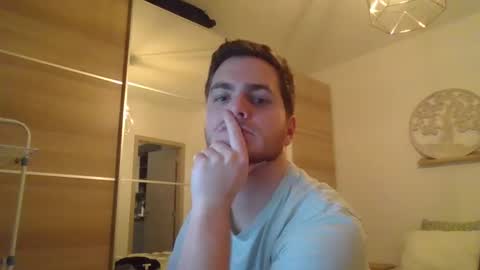 Snapshot of syl092 chatting on December 16, 8:16 pm syl092 online show from December 16, 8:16 pm