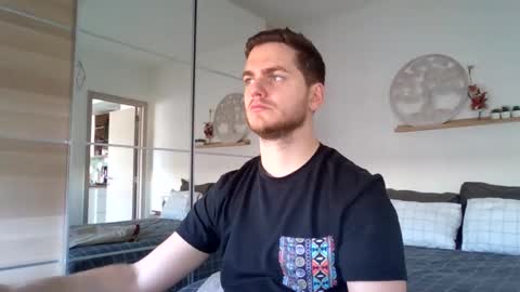 Snapshot of syl092 chatting on January 13, 2:00 pm syl092 online show from January 13, 2:00 pm