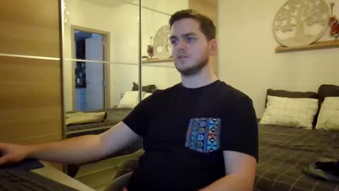 Snapshot of syl092 chatting on January 13, 5:33 pm syl092 online show from January 13, 5:33 pm