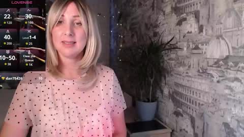 Sylvia online show from November 25, 7:30 am