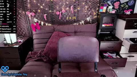 Sylvie online show from January 4, 3:40 am