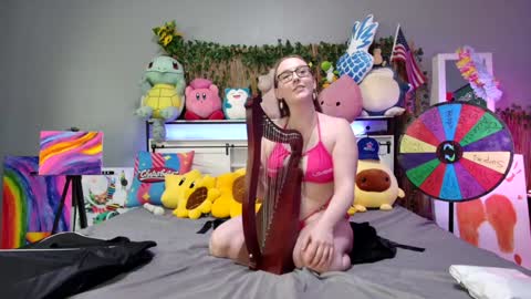 Snapshot of syndica chatting on November 29, 9:51 pm Jennah online show from November 29, 9:51 pm