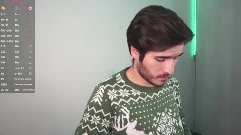 t0ny_wylie online show from December 12, 7:08 am