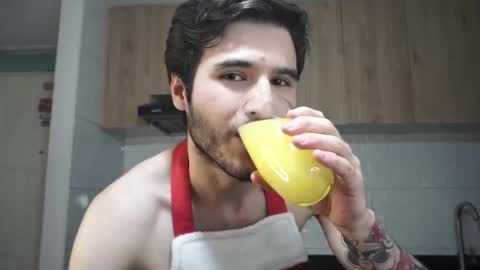 t0ny_wylie online show from February 10, 8:21 pm