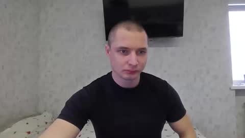 Snapshot of t30t chatting on November 19, 7:08 am Den online show from November 19, 7:08 am