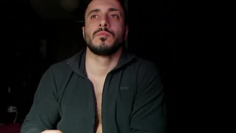 Huracane online show from February 9, 7:30 pm