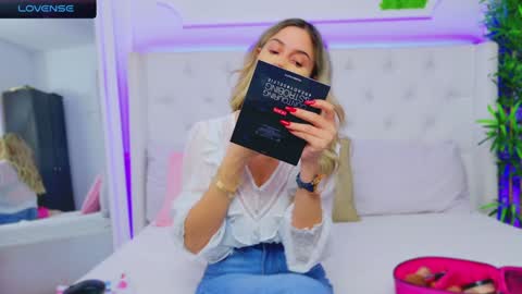 Arianna online show from December 21, 1:53 pm