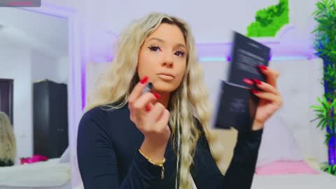 Arianna online show from January 7, 1:14 pm