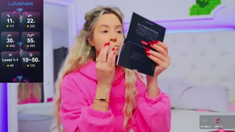 Arianna online show from January 8, 1:09 pm