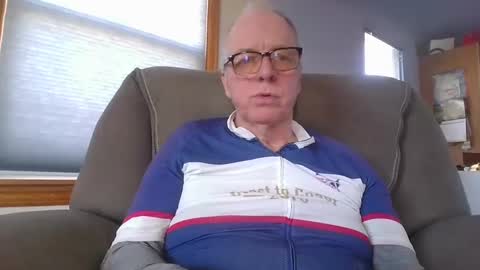 tacrunner66_ online show from February 12, 9:33 pm