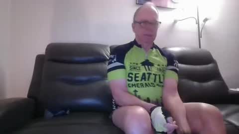 tacrunner66_ online show from February 14, 3:15 pm