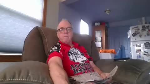 tacrunner66_ online show from February 24, 6:26 pm