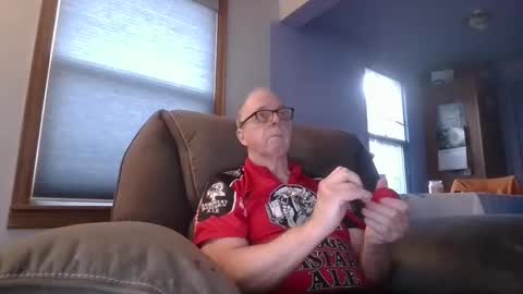 tacrunner66_ online show from February 25, 1:20 am