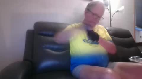 tacrunner66_ online show from September 12, 1:44 pm