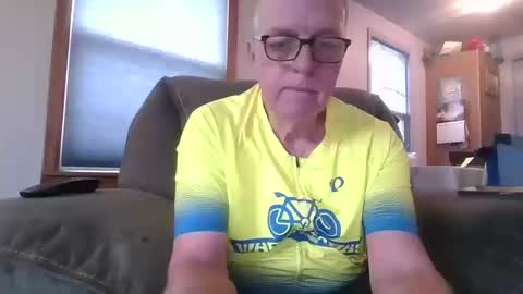 tacrunner66_ online show from October 10, 5:56 pm