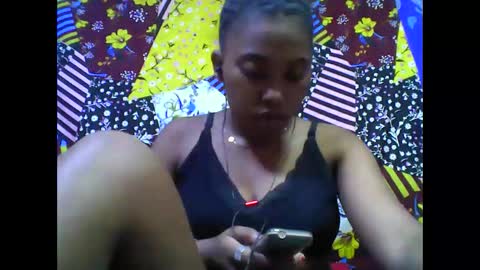 tahiriniah online show from November 12, 9:21 am