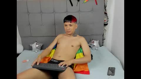 Snapshot of tailor_hot1 chatting on October 8, 1:20 pm tailor online show from October 8, 1:20 pm