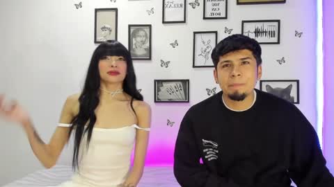 Snapshot of tainy_n_harley chatting on December 30, 4:53 am Liam and Juli online show from December 30, 4:53 am