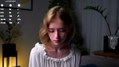 Mia online show from January 20, 2:11 am