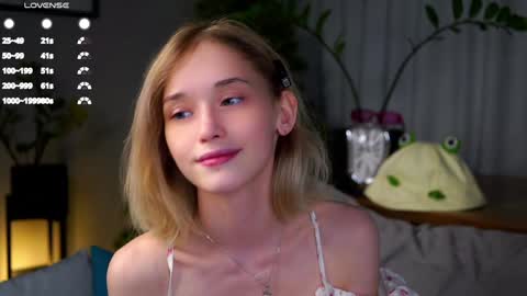 Mia online show from January 21, 9:13 am