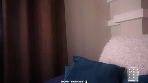 Mia online show from October 3, 7:16 am