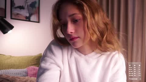 Mia online show from November 3, 2:57 am