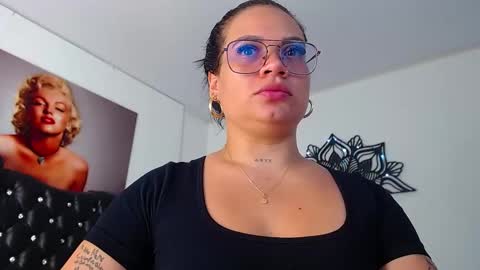 taliana36 online show from February 24, 1:10 pm