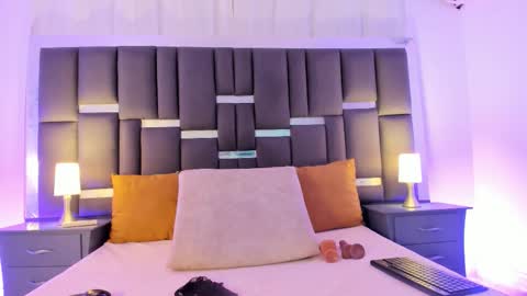 tali  online show from November 4, 12:26 pm