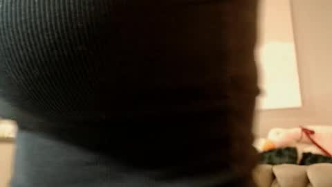  Kira  online show from January 3, 9:15 am