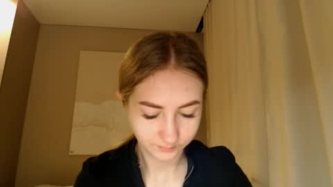  Kira  online show from January 6, 6:14 am