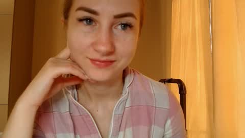  Kira  online show from January 8, 7:34 am