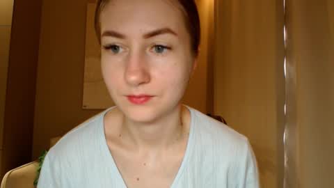  Kira  online show from January 15, 7:37 am